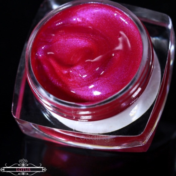 Lip Hybrid✨LOTUS✨ Vegan and Cruelty Free!!! - Picture 2 of 2